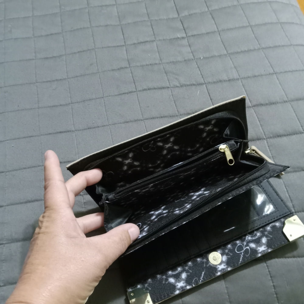Wallet - Picture 3 of 3